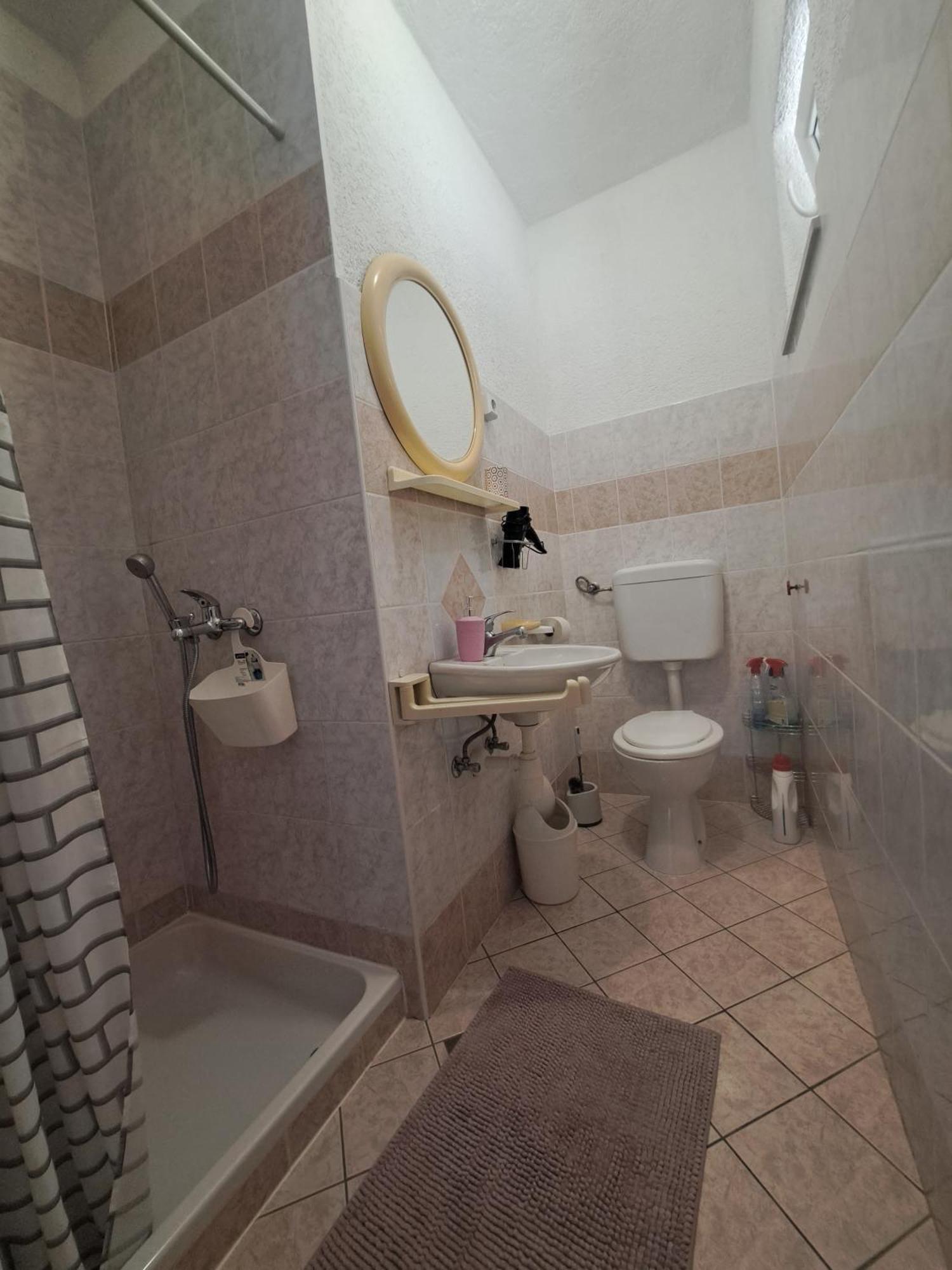 Guest House Angela Senj  Bagian luar foto